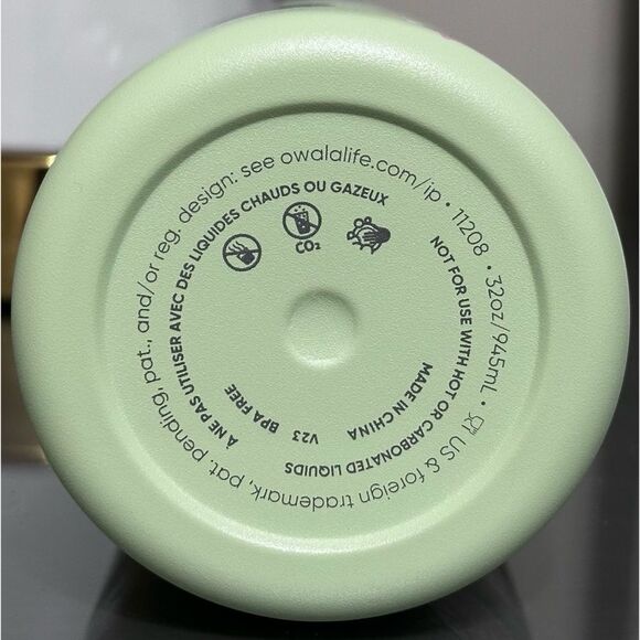 Owala 32oz Freesip Water Bottle, CAT COLLAGE - Picture 5 of 5